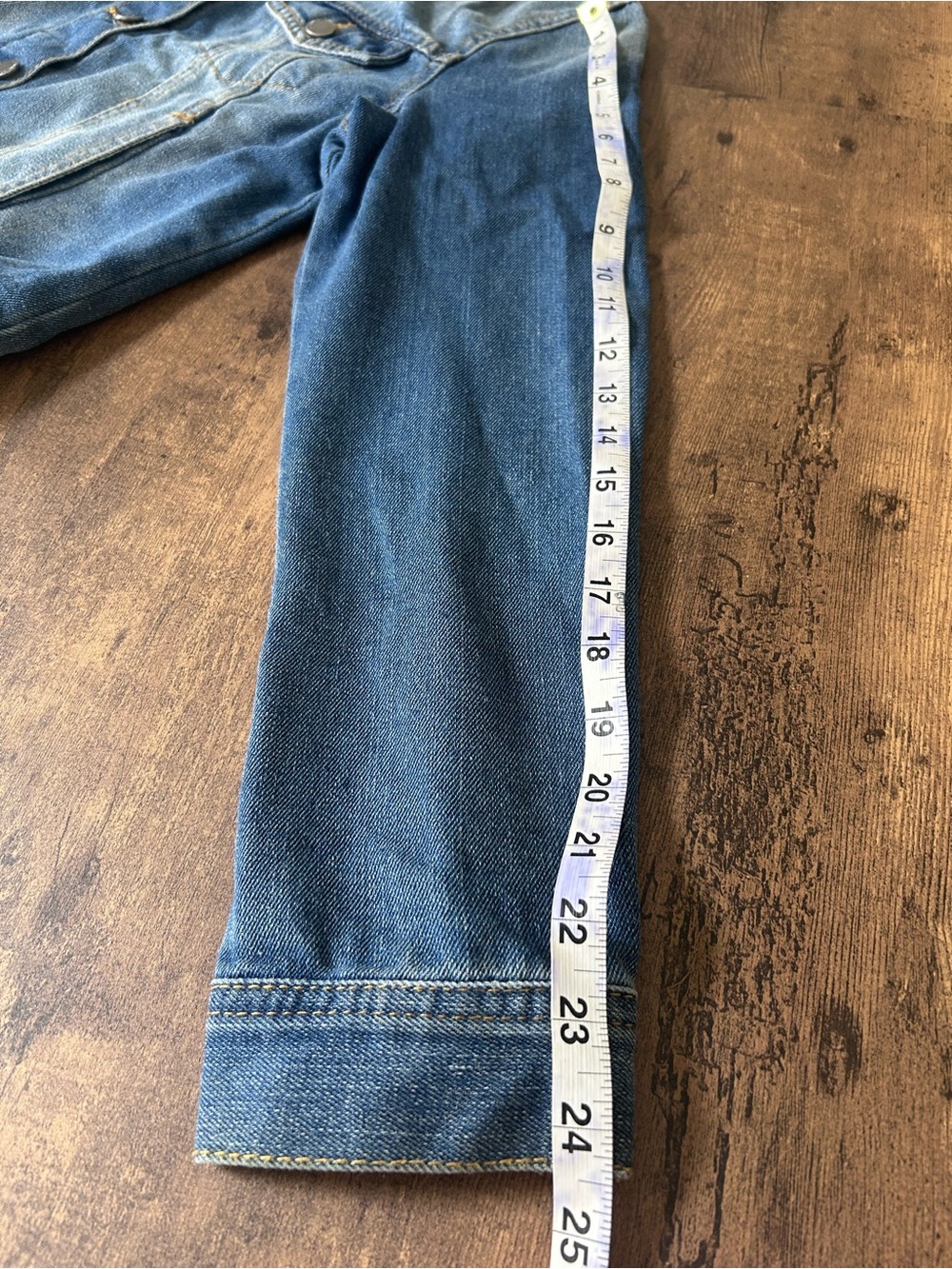 Women’s M upcycled Blue Denim Crop Jacket with Floral Embroidered Back Panel - Picture 8 of 11